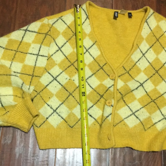 H&M Gold Cardigan - Picture 5 of 10